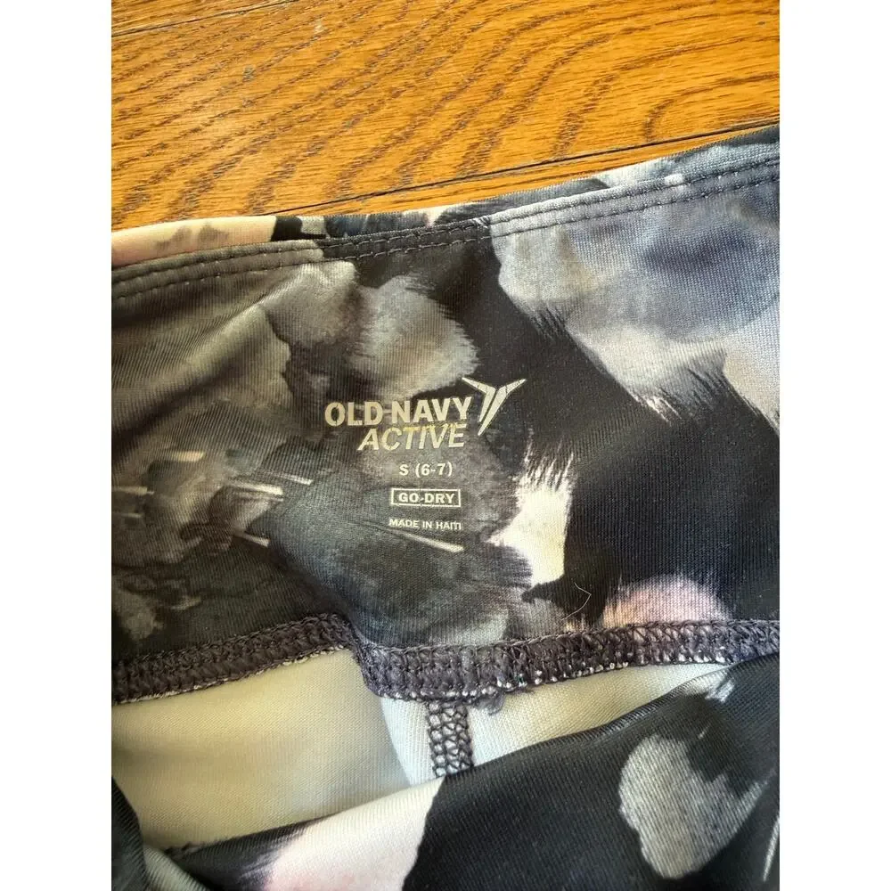 Old Navy Active Girls' Black Floral Leggings Size 6-7